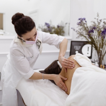 We provide different types of massages and body treatments